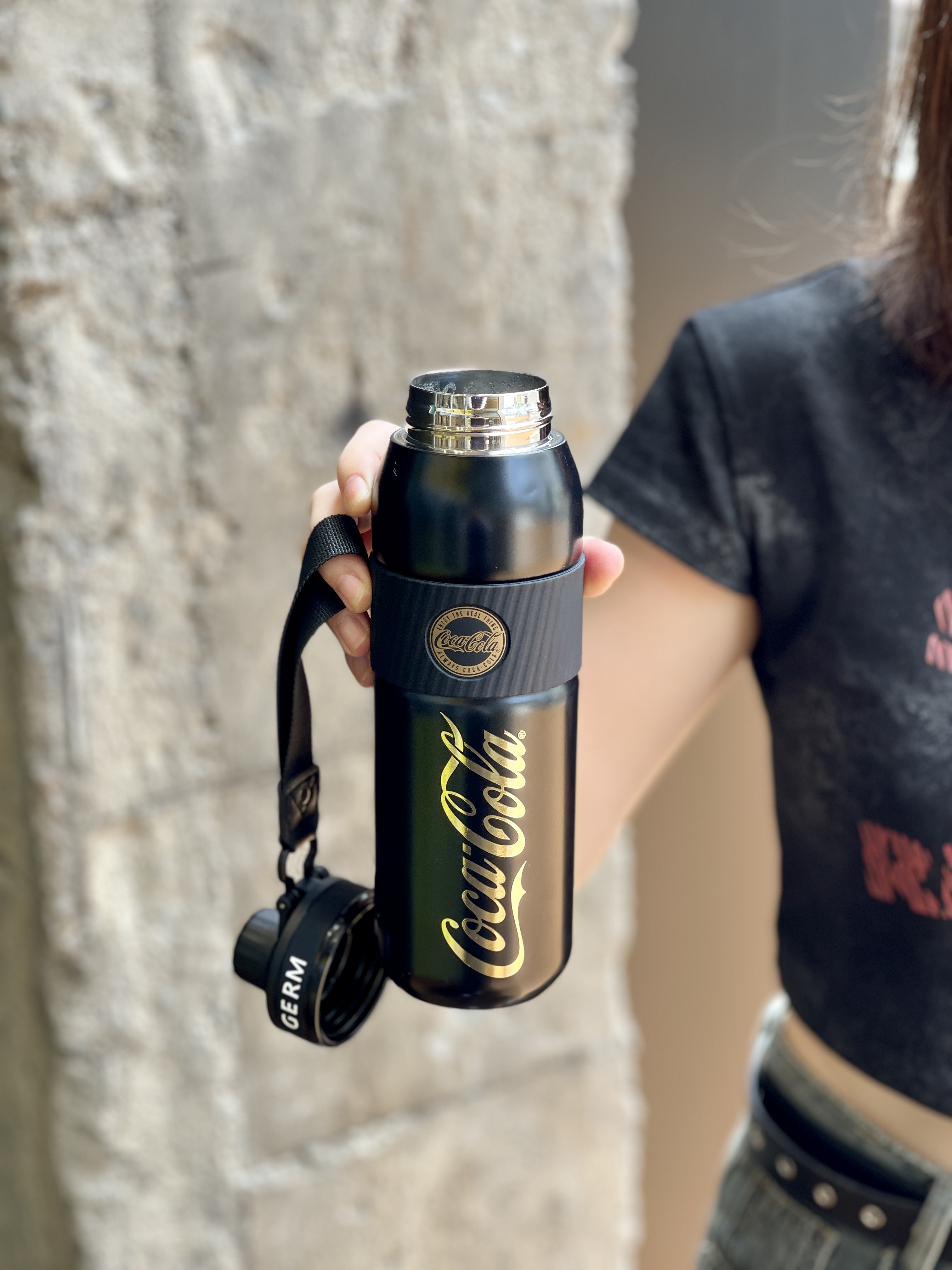 Mô tả Insulated cup Germ capacity 580ml 316 grade stainless steel material Coca Cola Co branded sports Cup - 7