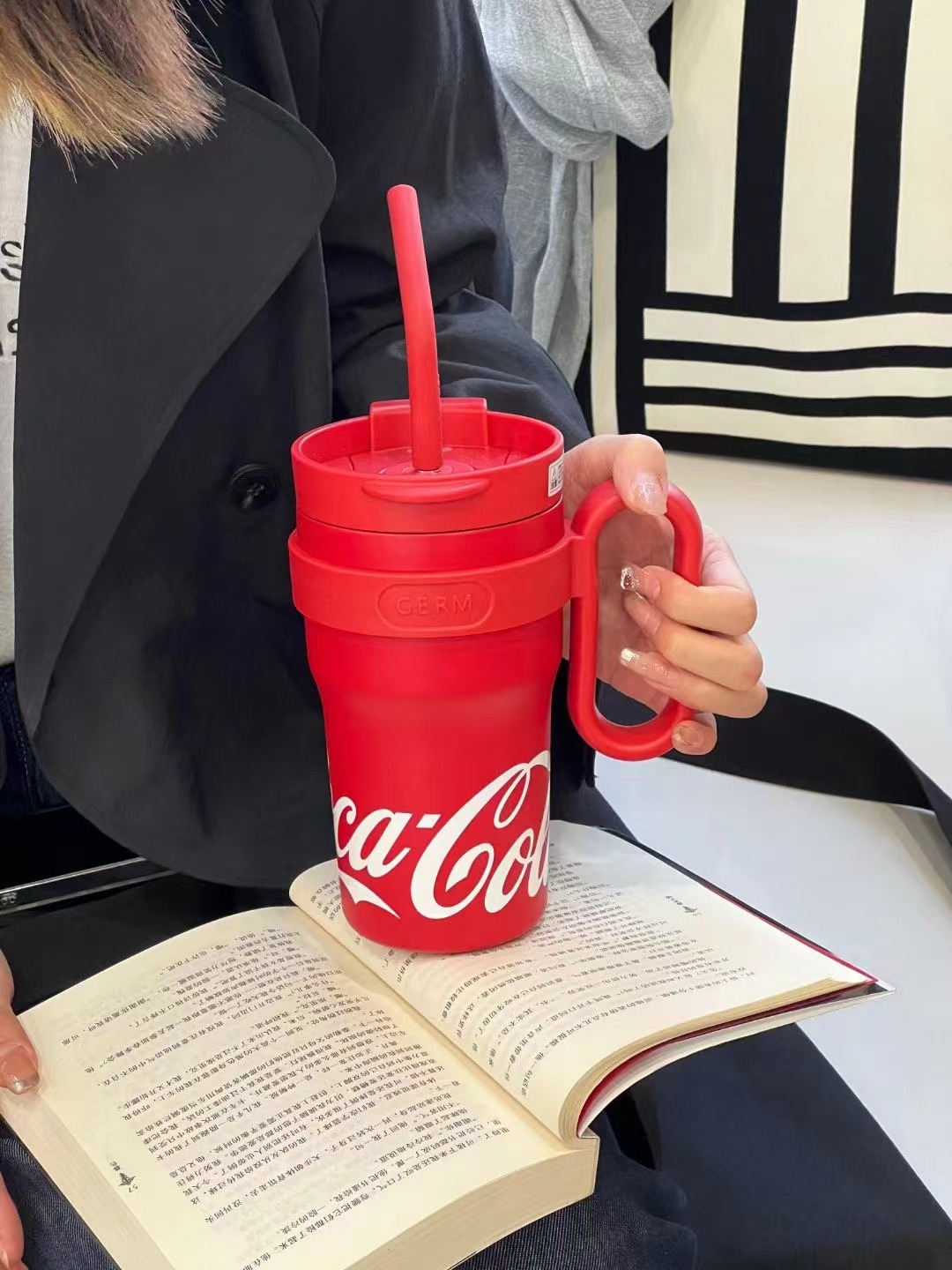 Mô tả STRAW CUP Germ capacity 750/1100ml 316 grade stainless steel material Coca Cola Co branded - 12