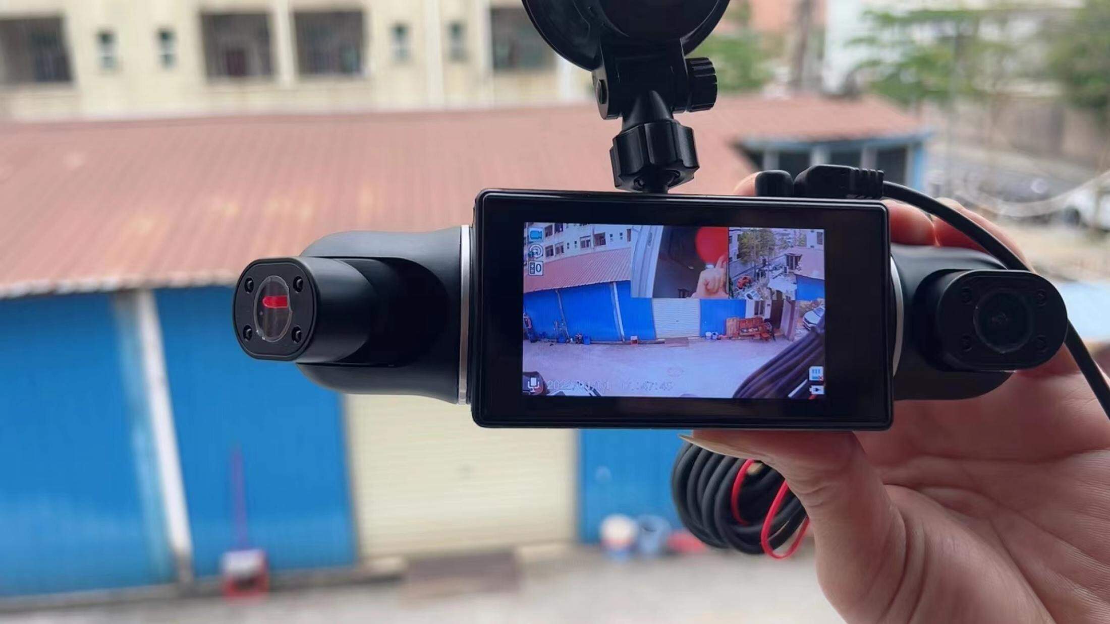 Camera hành trình Ekleva 4 kênh góc