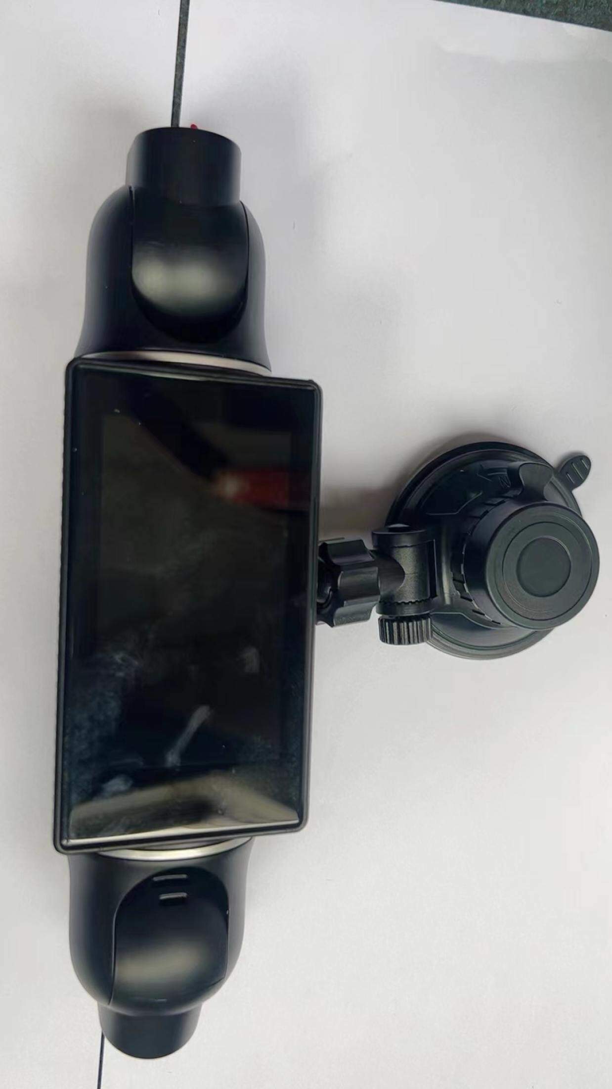 Camera hành trình Ekleva 4 kênh chi tiết