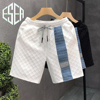 Quần short nam dáng rộng, phù hợp đi biển và mặc hàng ngày vào mùa hè.