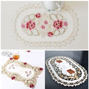 Tấm lót bàn ăn Thảm lót vải ren thêu cổ điển 30 * 45cm Hoa