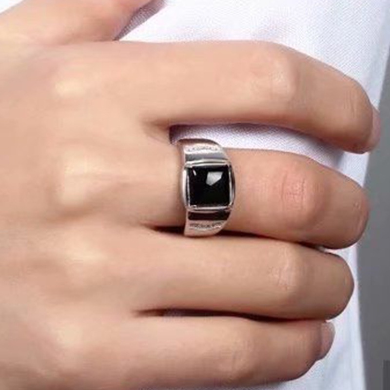 Nhẫn Nam Đính Đá Onyx Màu Đen Phong Cách Cổ Điển
