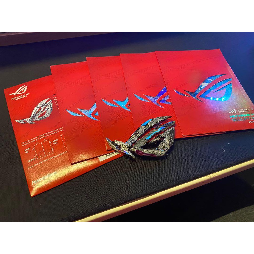 Mô hình trang trí máy tính ASUS ROG METAL EARTH | Shopee Việt Nam