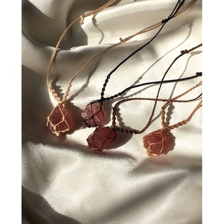 Vòng đá năng lượng Strawberry Quartz - Thạch Anh Dâu Tây tự nhiên