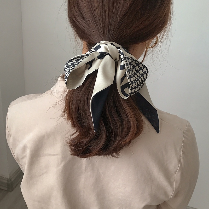 Ảnh Khăn Lụa Khổ Nhỏ Xinh Xắn JAPANSILK, đa dạng mẫu mã cao cấp, sang trọng 3