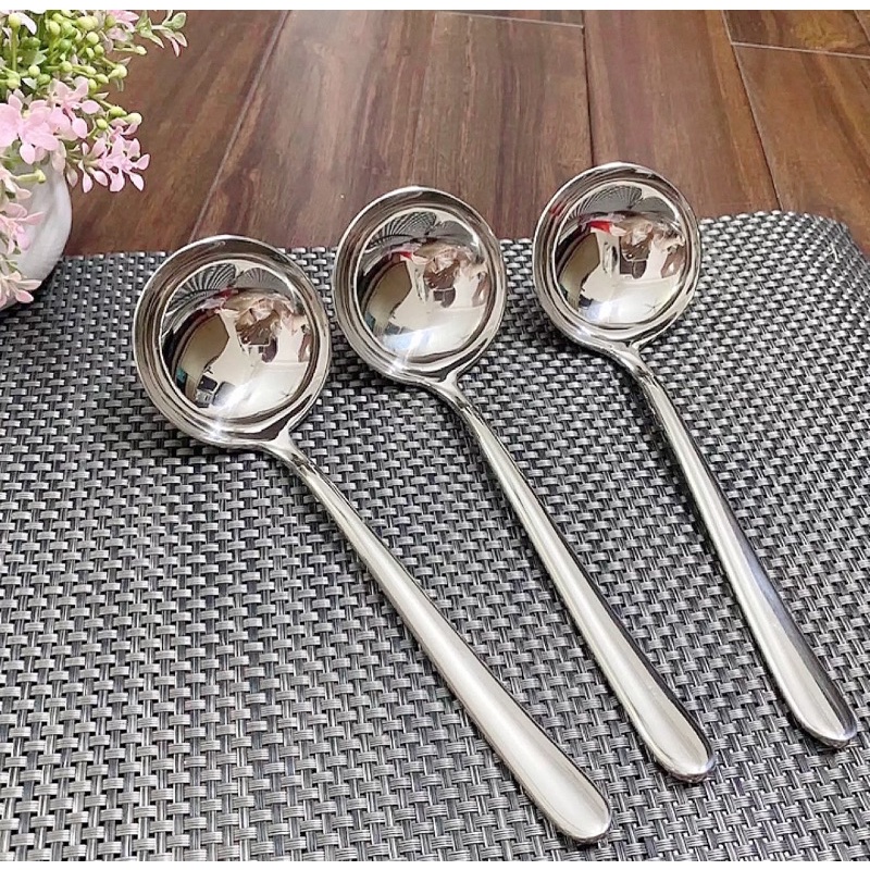 Muôi múc canh inox cao cấp hàng xuất Mỹ 22cm inox cao cấp 18/10 sáng bóng sang trọng