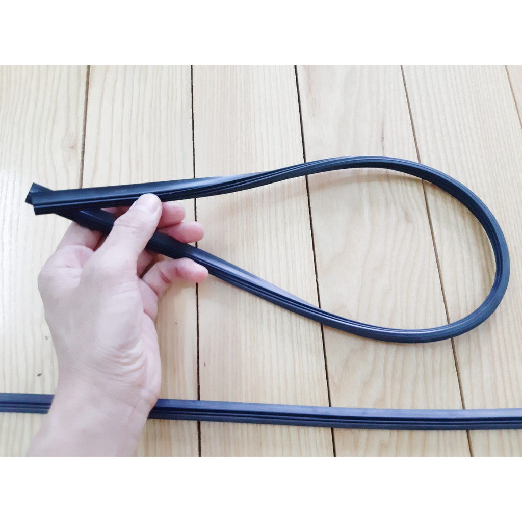 Lưỡi Gạt Mưa Ô tô Silicone BOSCH 70cm(28inch) Lá Lúa Gạt Kính Ô TÔ Không Đầu Chốt 6mm Lưỡi Gạt Sau Ô Tô BIG B STORE | BigBuy360 - bigbuy360.vn