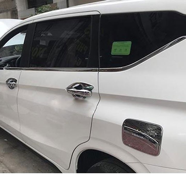 Nẹp viền chân kính, cong kính xe Mitsubishi Xpander 2018- 2021, 2022, 2023,2024 hàng inox cao cấp