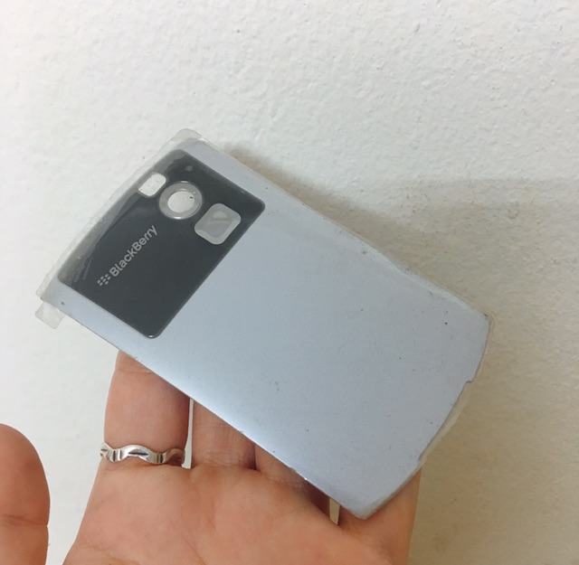 Nắp lưng điện thoại blackberry 8310 zin