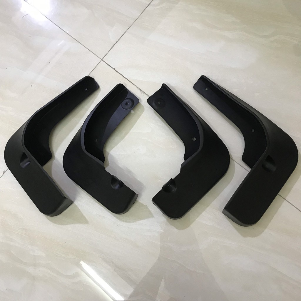 Chắn bùn xe Toyota Camry đời 2014 - 2018, chống bùn đất bắn lên xe, 1 bộ 4 chiếc