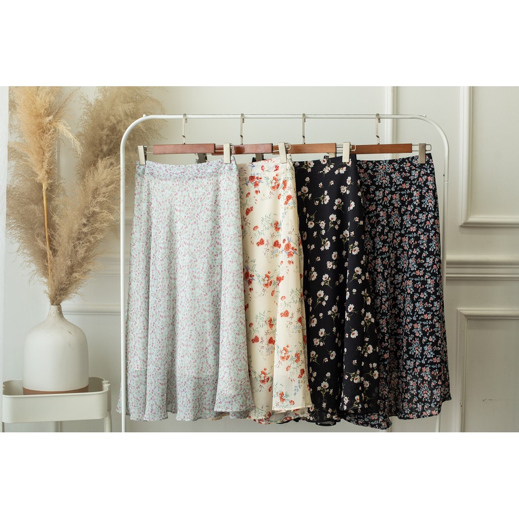Chân Váy Hoa Nhí The Kat House, vải chiffon nhập Hàn dáng dài, thanh lịch, nhẹ nhàng