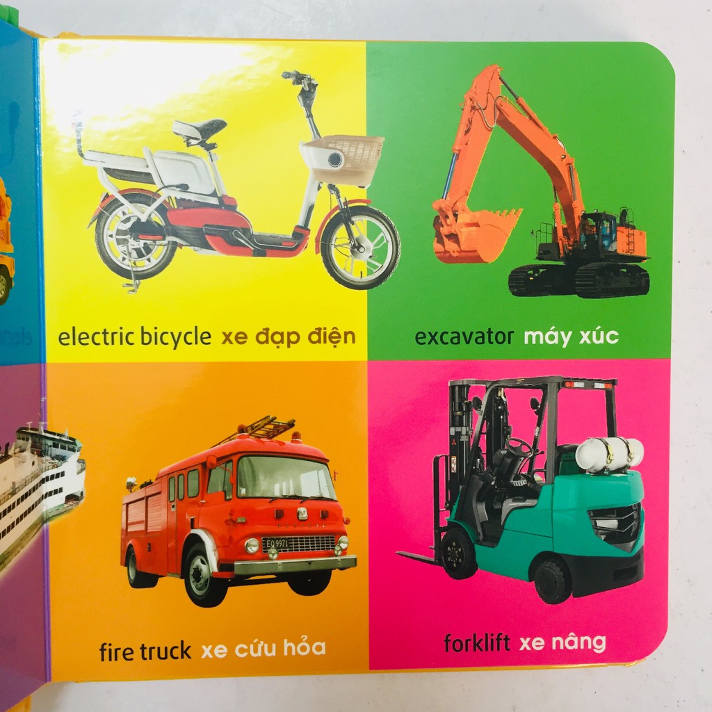 Ảnh Sách – 101 First Words 101 Từ Đầu Tiên: Thực vật - Giao thông - Bảng chữ cái - Hình dạng màu sắc - Đồ dùng thân thiết 1