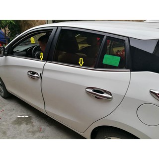 Nẹp viền chân kính xe Toyota Yaris 2014 - 2017, 2019, 2020, 2021 chất liệu INOX cao cấp, sáng bóng