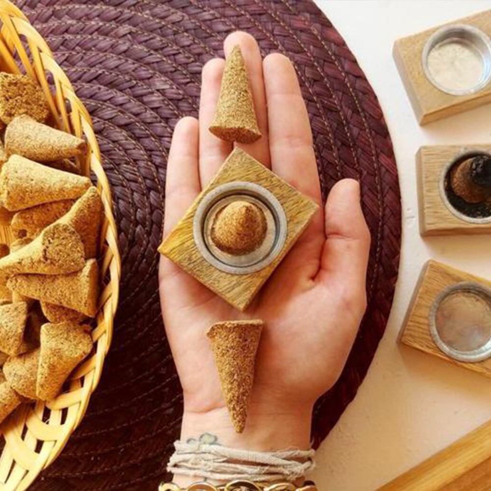 Nhang Nụ Palo Santo Ecuador 100% Nguyên Chất | Tự Cháy Hoàn Toàn Không Cần Châm Lại | Sacred Essence