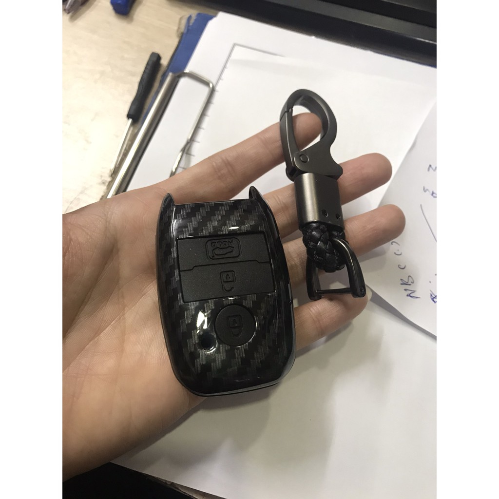 BỌC CHÌA KHÓA KIA SELTOS, KIA CERATO 17 NHỰA ABS CARBON