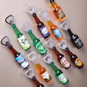 Bật bia dính tủ lạnh hình dáng độc đáo