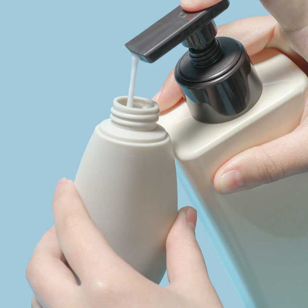 Set 3 chai lọ chiết mỹ phẩm du lịch bằng nhựa silicone nhiều màu tiện dụng