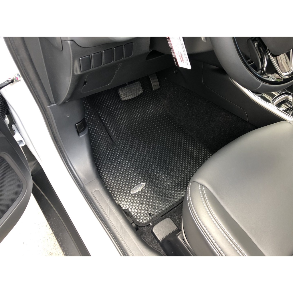 Thảm lót ô tô KATA cho xe Mitsubishi Outlander 7 chỗ (2012-2025) - Khít với sàn, Chống trơn, Không mùi, Không ẩm