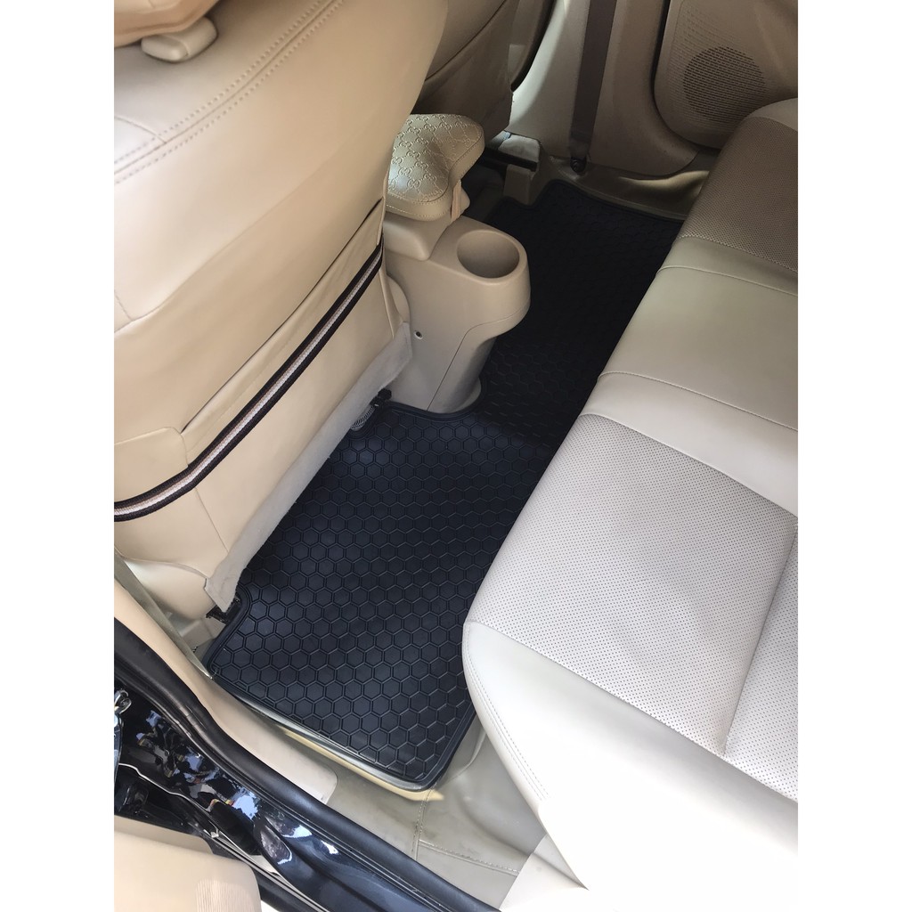 Thảm lót sàn ô tô Toyota Vios 2015- 2022, bộ trải sàn cao su PVC đúc, không mùi dễ dàng vệ sinh giá tốt