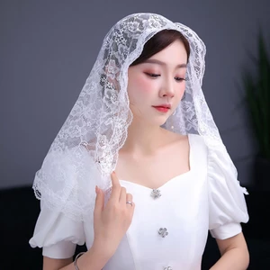 Hl Ren Mantilla Nhà thờ Công giáo Khăn che đầu cho cô dâu