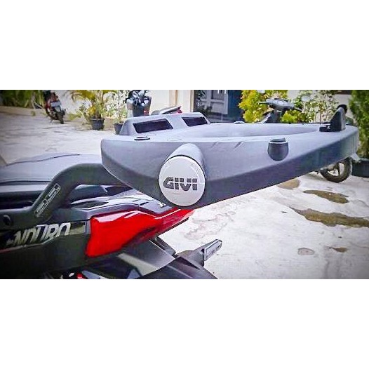 Baga sau chịu lực Givi SRV Honda ADV 150