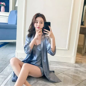 Bộ Đồ Ngủ Lụa Cổ Chữ V Gợi Cảm Với Áo Choàng Và Váy Cho Nữ)