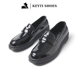 Loafer đen