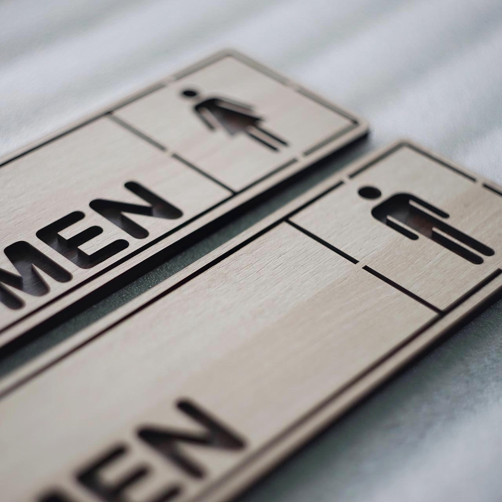 Bảng gỗ dán cửa nhà vệ sinh Men Women, bảng gỗ decor WC Nam Nữ LEVU-TL18S