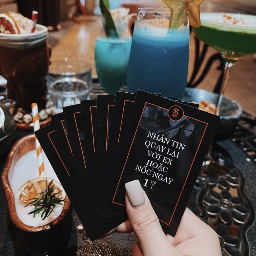 Bộ bài uống rượu Ừng Ực 1 với 52 lá, drinking game thử thách tiệc tùng với bạn bè siêu lầy, hài hước