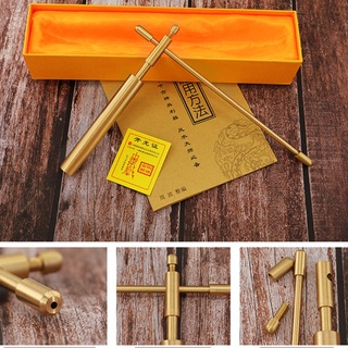 2 Que cảm xạ bằng đồng thau dùng để dò kho báu/ bóng ma/ vật chôn cất