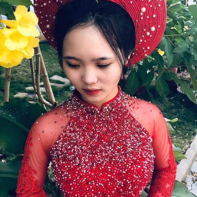 Ben am ban ao dai thanh ly ao dai hang new ao dai hang thiet ke du kieu ...