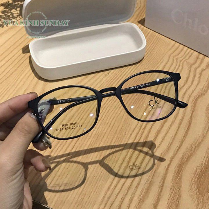 Kính cận có độ theo yêu cầu CKC V120