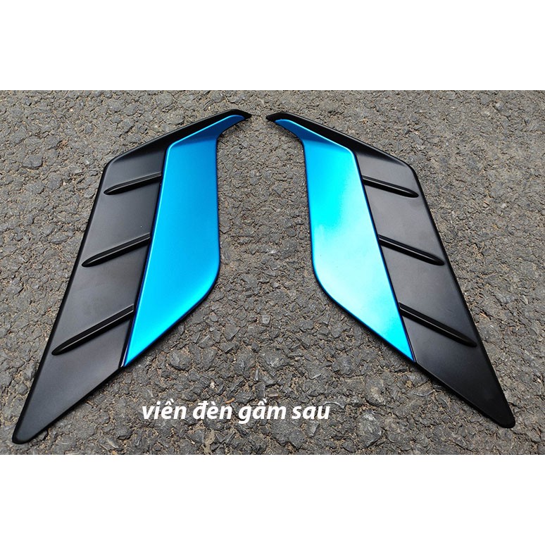 Ốp viền gầm trước, sau xe Toyota Corolla Cross 2020 - 2022, 2022, 2023, 2024 viền xanh giống bản HV