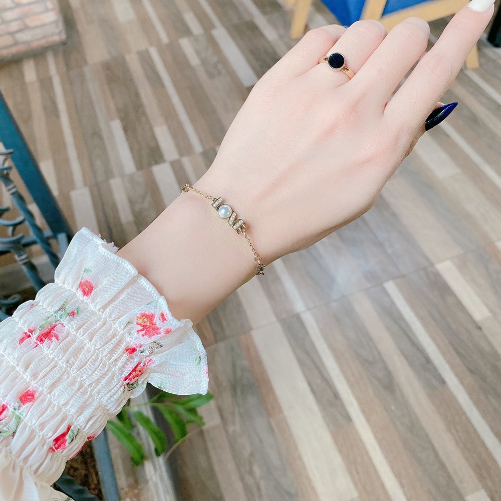 Lắc tay ESME vòng tay chữ LOVE ES098 (Màu Vàng/Vàng Hồng)