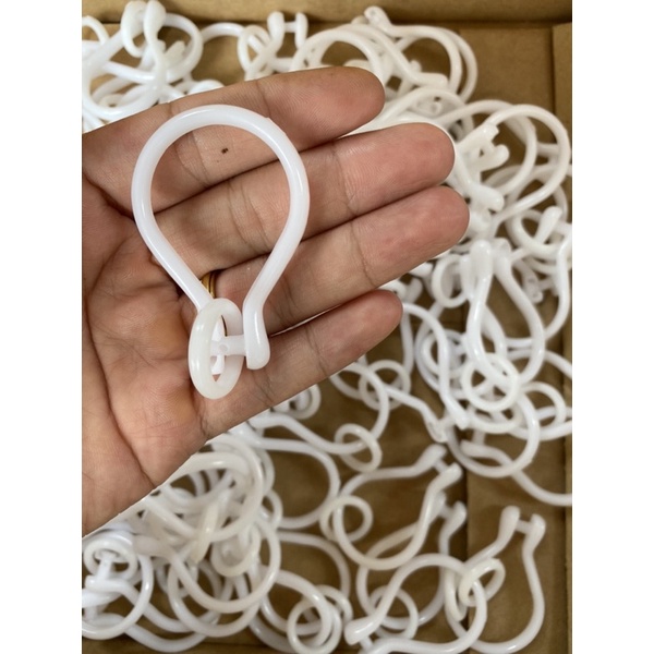 10 Móc nhựa treo rèm, móc màn, móc ri đô 5.5cm | Shopee Việt Nam