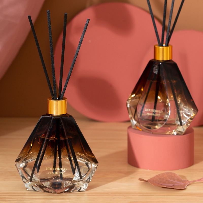 Tinh Dầu Thơm Phòng Lọ Khuếch Tán Nước Hoa Thơm Để Phòng Thiên Nhiên Tán Hương Diamond 100ML KT39