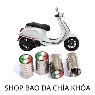 Nắp van xe máy vespa chất liệu kim loại có logo vespa