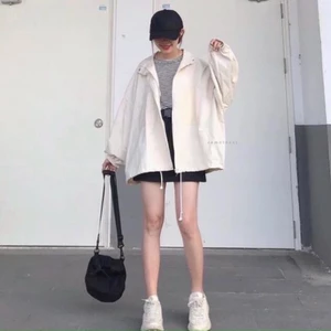 Áo khoác kaki nữ chống nắng tia UV cực tốt form rộng siêu đẹp thời trang hottrend genz cho các bạn trẻ HIYU STORE