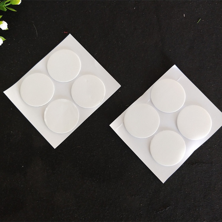 miếng dán keo tròn siêu dính 2 mặt 3x3cm