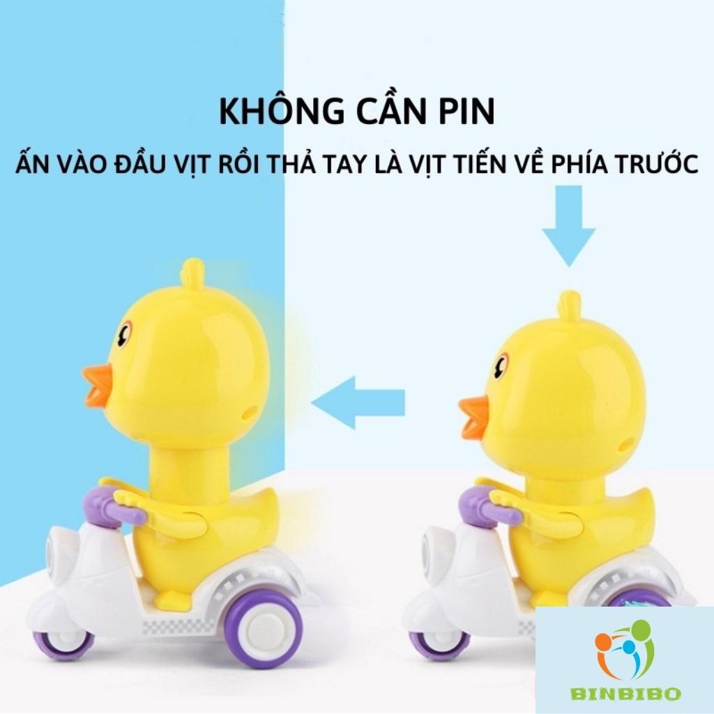 Vịt con đi xe máy vespa ấn là chạy bốc đầu cực cute