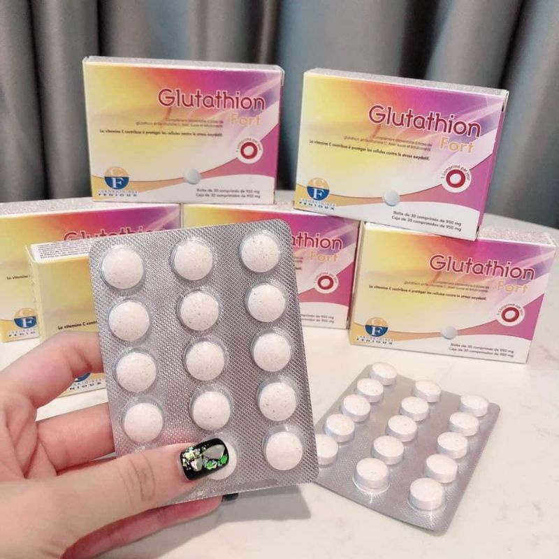 glutathion fort Concentre Gluta-Fort Super Rapide Serum 60ml. Glutathione + Kojique Contains Minerals Perfect combo: Glutathion white Extra
