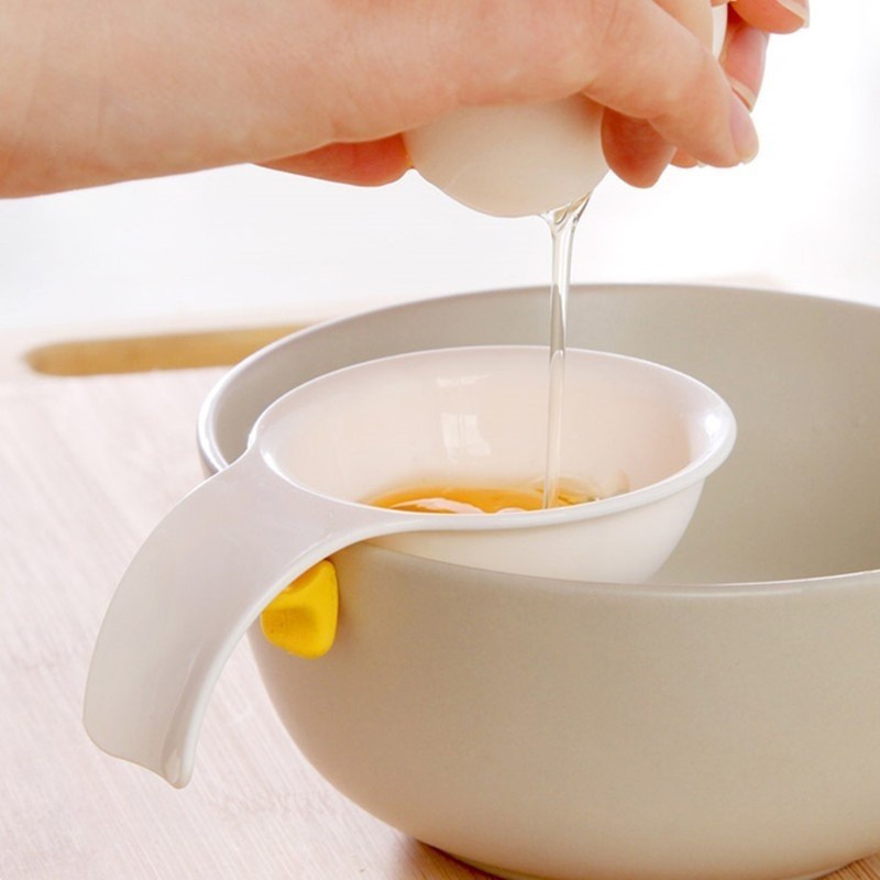 Dụng cụ tách lòng đỏ trắng trứng tiện dụng cho nhà bếp