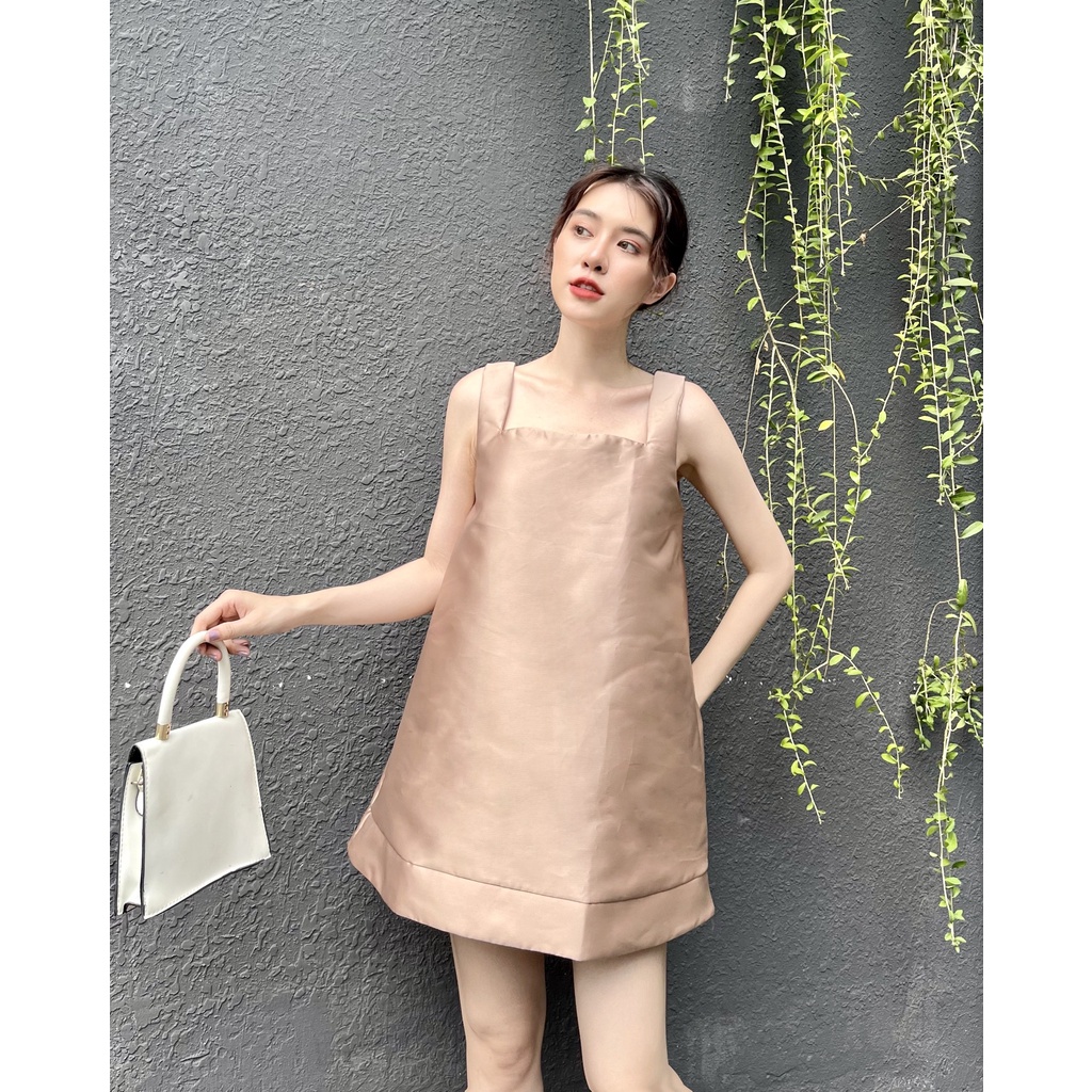 ĐẦM VẢI TAPTA SANG CHẢNH XUÔNG HAI MÀU NUDE HỒNG - TAPTA DRESS