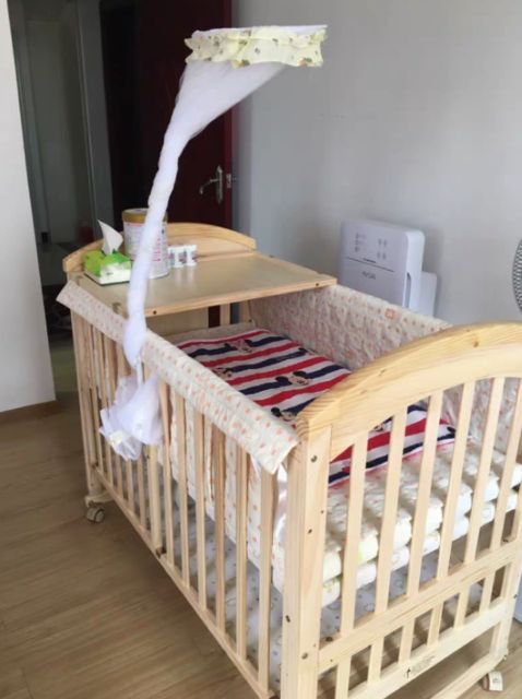 GIƯỜNG CŨI GỖ ĐA NĂNG  AiLiQi  KÈM ĐỆM  QUÂY MÀN
