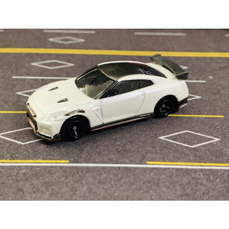 Hobby Store xe mô hình Tomica Nissan R35 (Trắng, không hộp) | Shopee ...