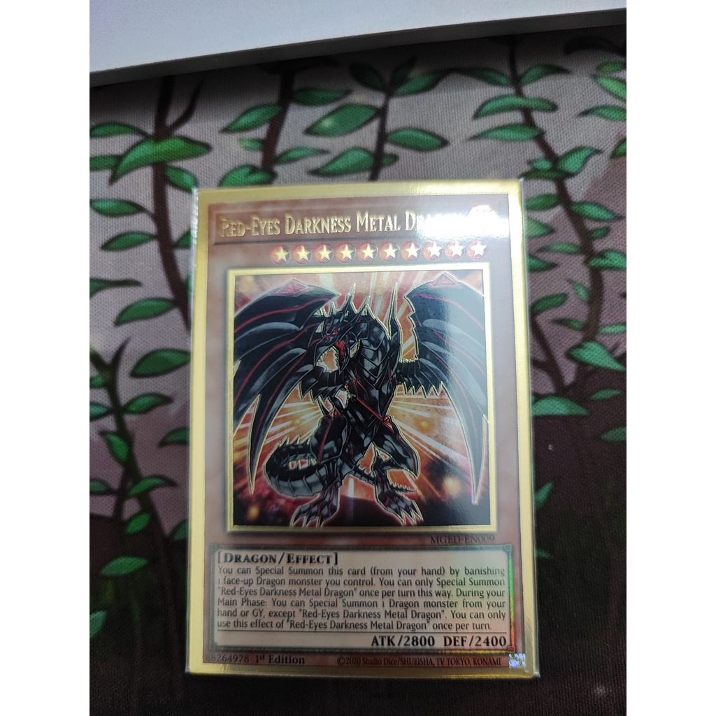Yu-Gi-Oh! Red-Eyes Darkness Metal Dragon – MGED-EN009 Premium Gold Rare, 1. Auflage Sammelkarte