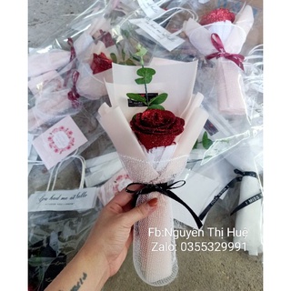 (KHÁCH VUI LÒNG ĐẶT TỪ 3 BÓ TRỞ LÊN Ạ). Sỉ 1 bó hoa hồng sáp Kim Tuyến bó 1 bông.
