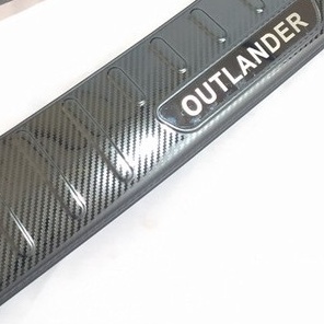 Chống Trầy Cốp, Ốp Bậc Cốp Carbon Xe Mitsubishi Outlander 2016 - 2022, 2023,2024 vân Cacbon Cao Cấp
