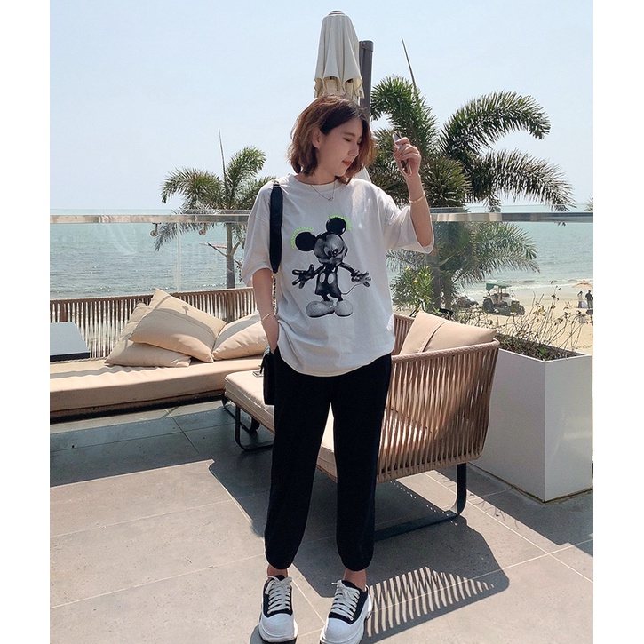 Áo Thun Nữ HappyFamily - Áo Mickey Nữ Form Rộng Mickey Mouse Chất Cotton 100 Cao Cấp 2 Màu Trắng Đen